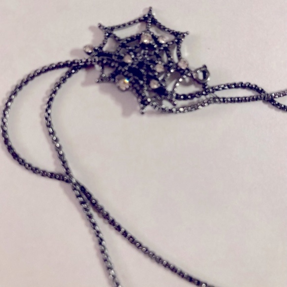 BETSEY JOHNSON Halloween Glow in the Dark Crystal-Accented Skeleton Neck NEW NWT - Picture 3 of 6